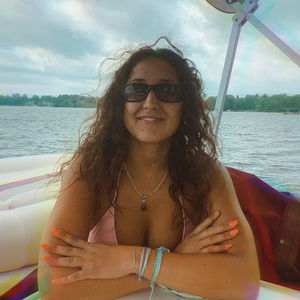 Meet your Posher, Jianna